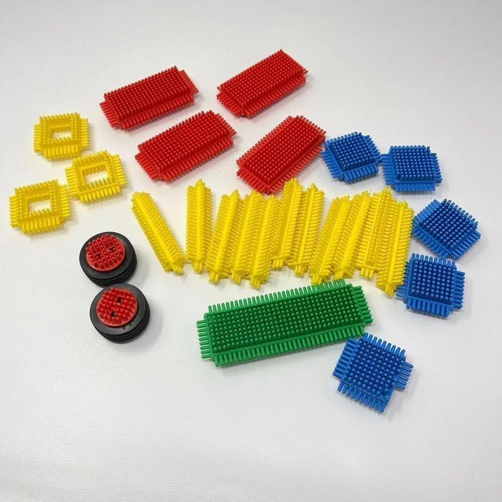 Vintage Playskool Bristle Blocks 28  Piece Lot